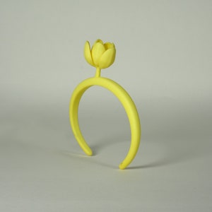 Bracelet with one large sized half open flower of the Tulip image 4