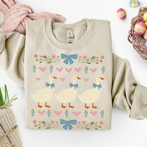 Retro Blue Ribbon Goose PNG, Cute Groovy Aesthetic Clipart, Floral Mama Goose PNG, Mama Shirt PNG, Mothers Day Design Png
