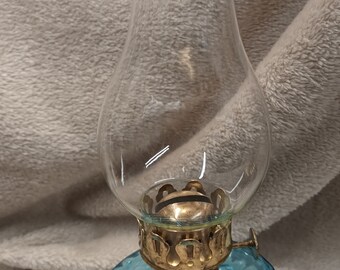 Vintage Victorian Aqua Barrel Shape Finger Oil Lamp