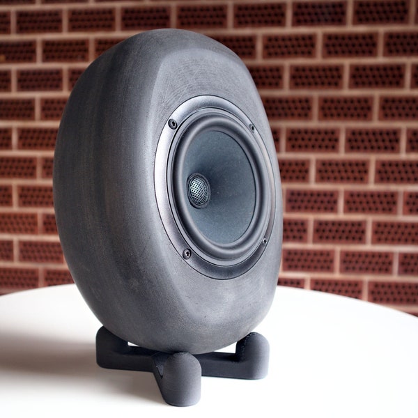 3D printed loudspeaker with coaxial driver and accurate imaging