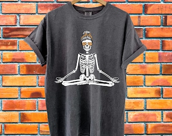 Skeleton Yoga Shirt, Skeleton Shirt, Halloween Shirt, Skeleton Hand Shirt, Namaste Shirt, Grunge Shirt, Comfort Colors, Meditation Shirt