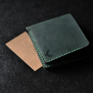 Green Leather Wallet. Personalized Minimalist Bifold Full Grain Leather Wallet for Men Custom Cute Slim Front Pocket Wallet with Coin Pocket