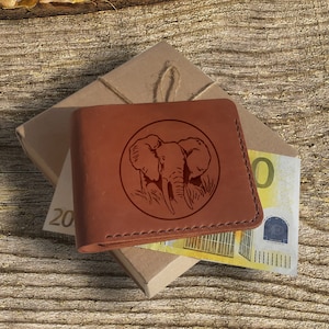 Regalos de elefantes. Cartera de cuero personalizada. Cartera de elefante grabada. Cartera de cuero de grano completo bifold personalizada para hombre. Monederos lindos para hombres