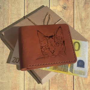 Gato Papá Linda Billetera. Monedero personalizado. Cartera personalizada de cuero de grano completo grabada. Regalo del dueño del gato. Regalo para amantes de los gatos. Regalos para los amantes de los gatos
