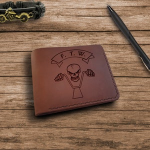 Regalos de motocicleta para hombre. Billetera personalizada. Carteras slim de cuero personalizadas grabadas para hombres. Regalos personalizados de cuero para el Día del Padre para él