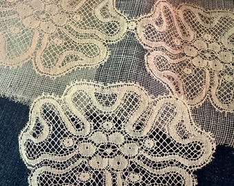 Antique Lace Flowers