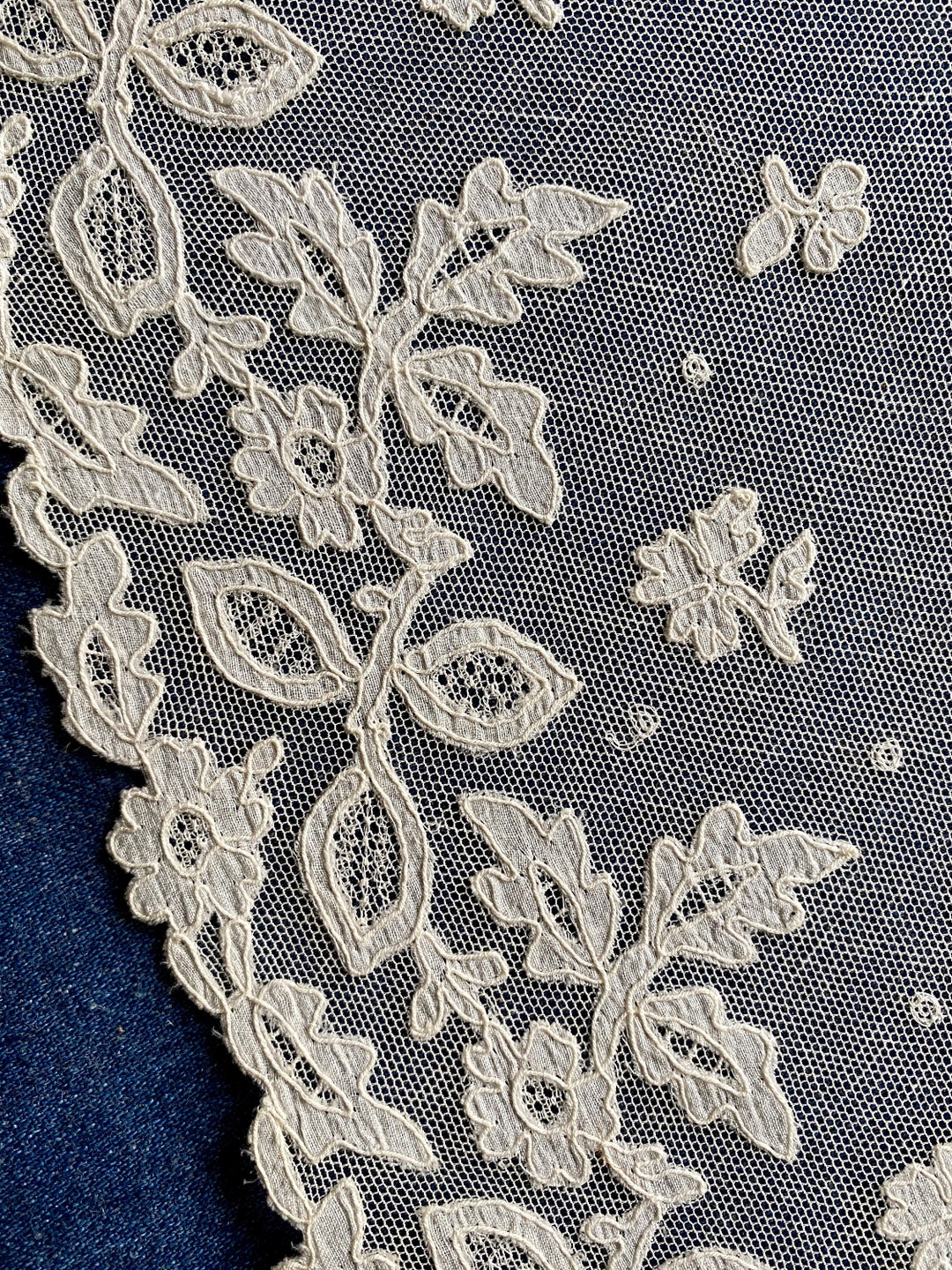 Antique Carrickmacross Lace Length Etsy