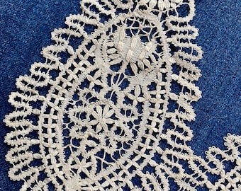 Antique Hand Made Lace Lappet
