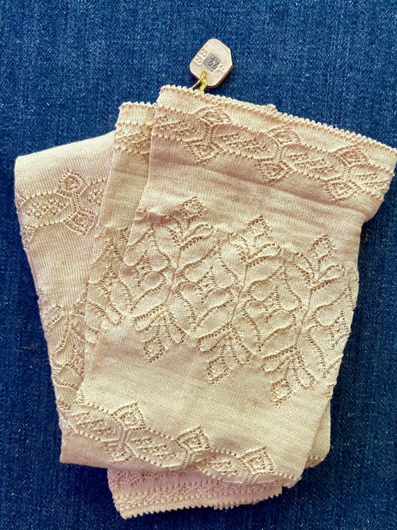 Antique Cotton Knit Mitt - image 7