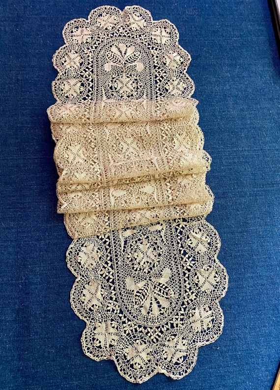 Antique Silk Maltese Lace Scarf - Etsy