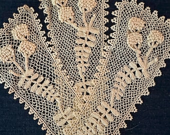 Antique Hand Crocheted Irish Lace Appliques Flowers and Fronds