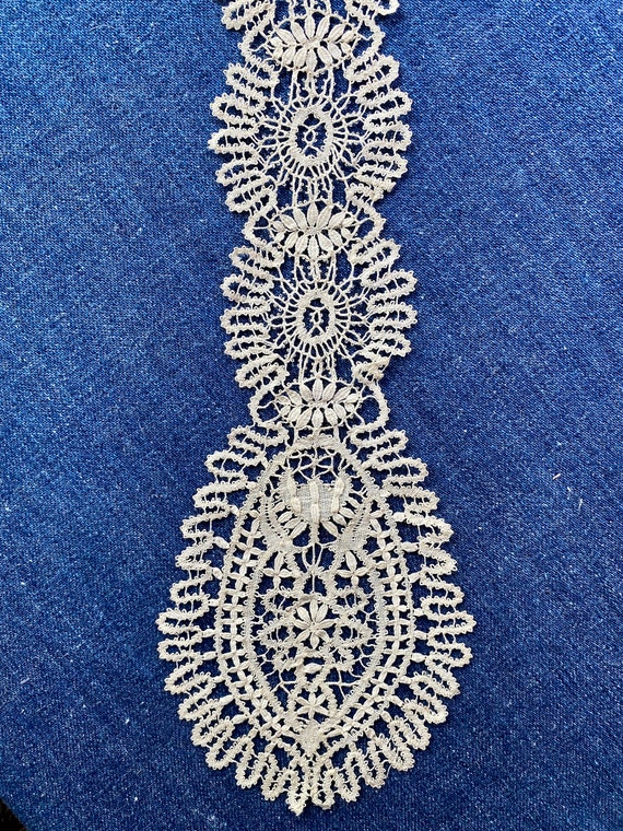 Antique Hand Made Lace Lappet - image 6