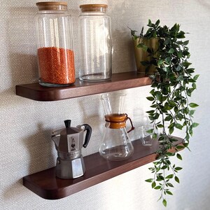 Custom Wooden Floating Shelves with Hidden Brackets – Modern Wall-Mounted Shelves for Kitchen & Bathroom