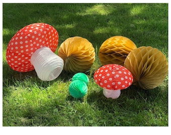 7pc Forest Theme Paper Decoration Set, 7pc Mushroom Lantern and Honeycomb Decoration Set