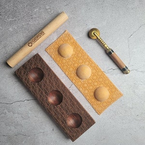 Ravioli Trio Mold SNOWFLAKES – Sapele – RT301SA ,Ravioli Mold, Wooden ravioli mold, Handmade ravioli mold, Ravioli mould, Wooden Board,