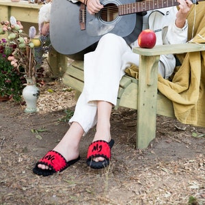Slippers for teenage girl best sale