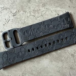 Engraved Skulls for Samsung Galaxy Fit 3 - Silicone Band / Strap - 16 Colours
