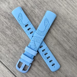 Correa de silicona con diseño de serpiente grabado para Fitbit Inspire 3 - 11 colores