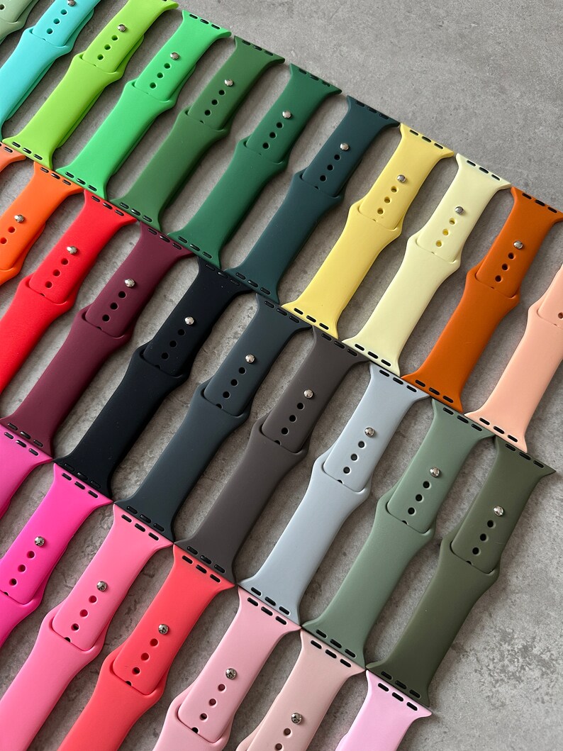 Correa / correa deportiva de silicona para Apple Watch Grabado personalizado con cualquier diseño que desee 38 mm/40 mm/41 mm/42 mm/44 mm/45 mm 51 colores imagen 3