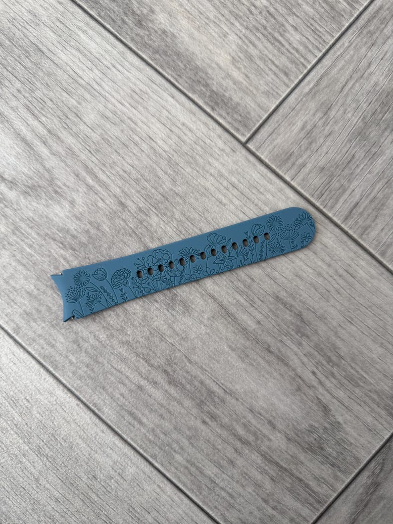 Engraved Wildflower Silicone Watch Band for Samsung Galaxy 4/5/6/7/FE - 30 Colors image 9