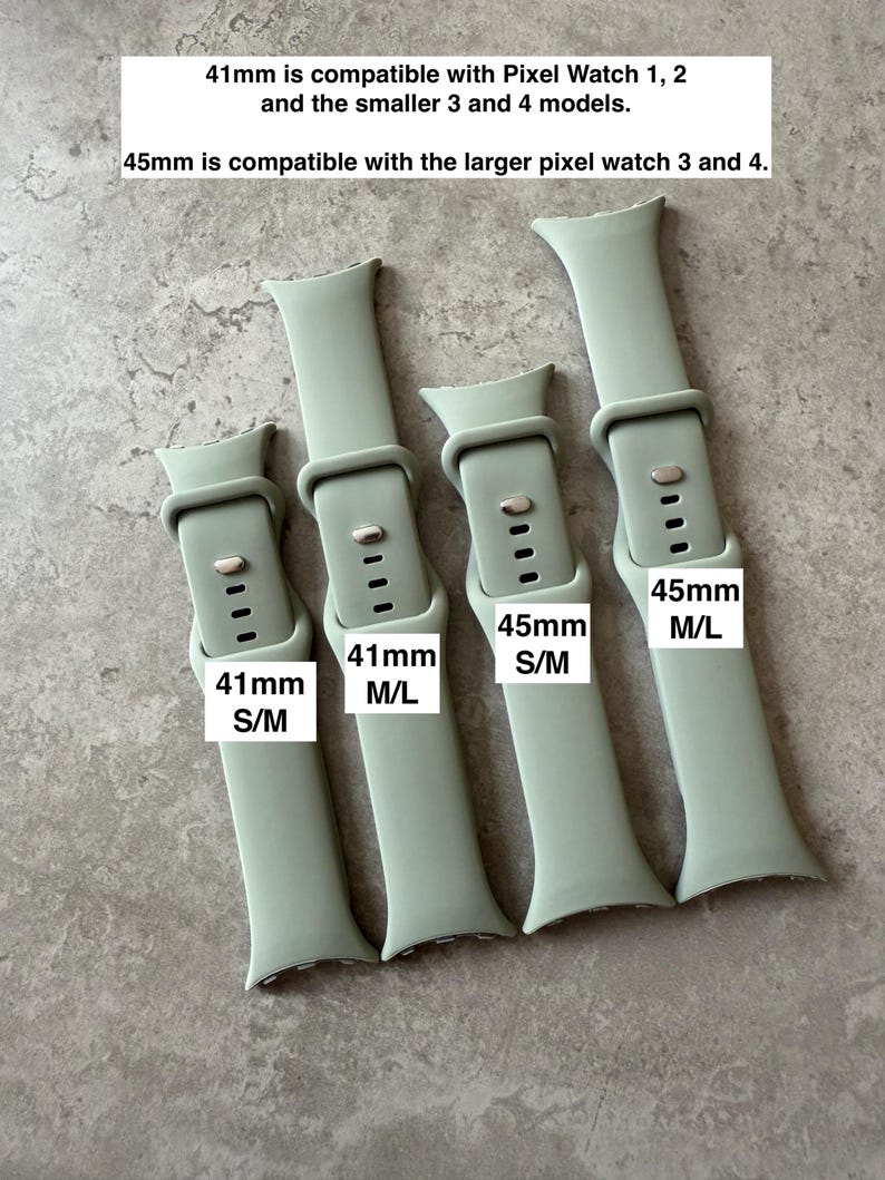 Może przedstawiać: Cztery jasnozielone paski do zegark&oacute;w dla modeli Pixel Watch. Paski są oznaczone rozmiarami 41 mm i 45 mm oraz rozmiarami S/M i M/L. Tekst na g&oacute;rze wskazuje kompatybilność z modelami Pixel Watch 1, 2, 3 i 4.