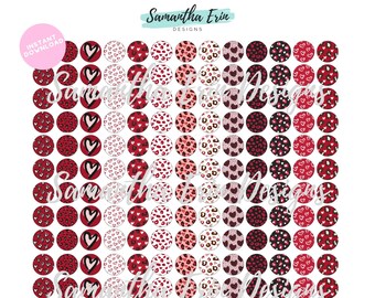 Può includere: Un foglio di 60 cerchi rossi, bianchi e rosa con cuori. I cerchi sono disposti in 6 file da 10. Ogni cerchio ha un motivo diverso, tra cui stampa leopardata, pois e cuori.