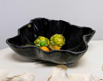 Handmade Black Marble Stone Bowl: Polished Stone Decor