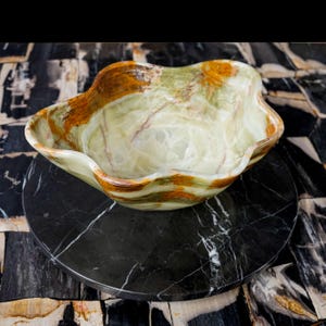 Freeform Green Espuma Onyx Bowl, Handmade Natural Stone Bow, Stone Fruit Bowl ,Green Stone Bow , Banded Calcite Green Bowl, Handmade Stone ,