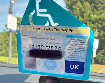 Gehandicapten blauwe badge achteruitkijkspiegel hanger display houder voor VK gehandicaptenparkeervergunning ideaal VS Europa reisvakantie
