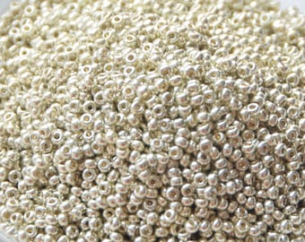 10g Miyuki seed beads duracoat galvanized silver size 11/0 4201, beads from japan, beads round rocailles, Miyuki silver beads small beads