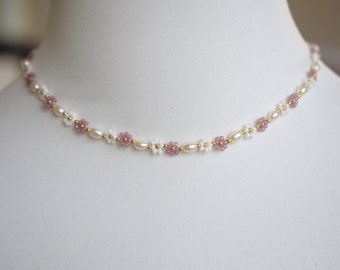 Beaded flower necklace, freshwater pearl necklace, daisy necklace, delicate jewelry, choker necklace, Mothers day gift for her necklace