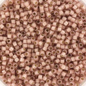 Cuentas Miyuki Delica de concha de ópalo plateada, rosa claro, 5 g, 11/0, color DB 1459, cuentas cilíndricas