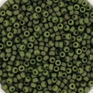Perline di semi Miyuki 11/0, oliva opaco opaco 2318 10g, Miyuki verde scuro, perline giapponesi, perline piccole da 2 mm, perline di semi verde scuro opaco