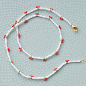 Collar de cerezas con cuentas, collar delicado y colorido, joyería de frutas, regalo de cumpleaños para sobrina, rellenos de medias, pequeños obsequios para niños