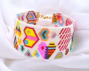 Manchet met kleurrijke hartkraal • Miyuki Delica-armband • Vriendschapscadeau voor haar Kerstmis