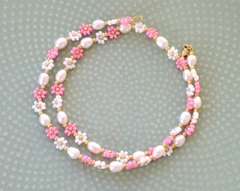 Beaded flower necklace pearl, pink daisy necklace, freshwater pearl choker, romantic gifts jewelry, seed bead necklace flower