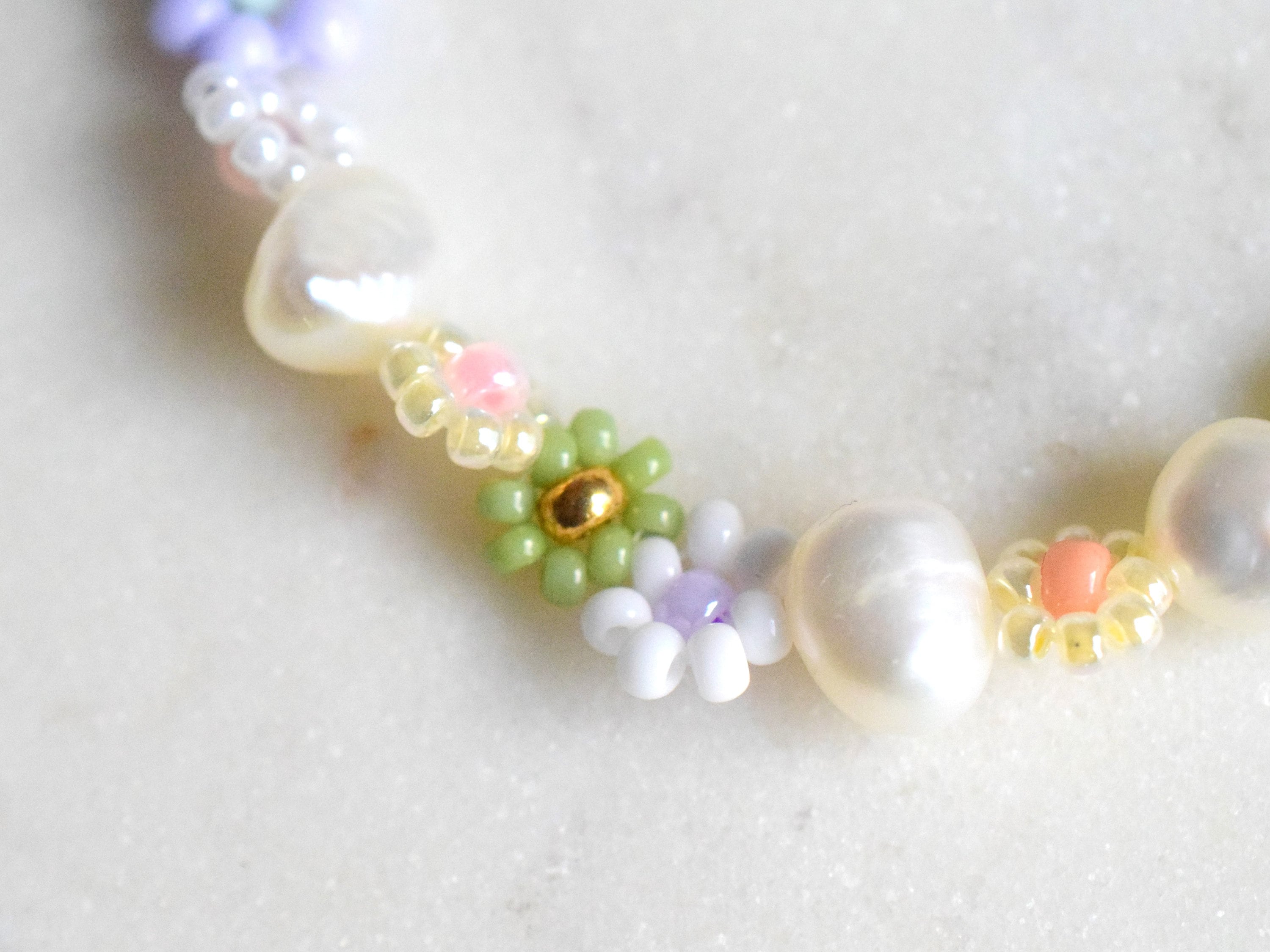 ●VVV● High Teen Daisy Freshwater Pearl Necklace 22FWNK066S Daisy Pearl Necklace - Freshwater Pearls - Beaded Necklace