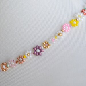 Beaded flower necklace for women, daisy chain, colorful necklace dainty, Mothers Day gift, birthday gift for best friend, gift for daughter image 4