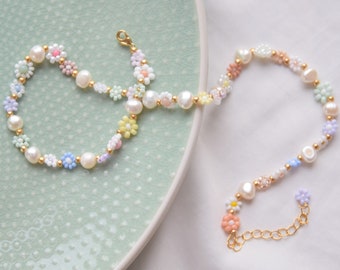 Freshwater pearl necklace choker, bead and pearl necklace daisy flower, birthday gift for girlfriend, Valentines gift for her necklace
