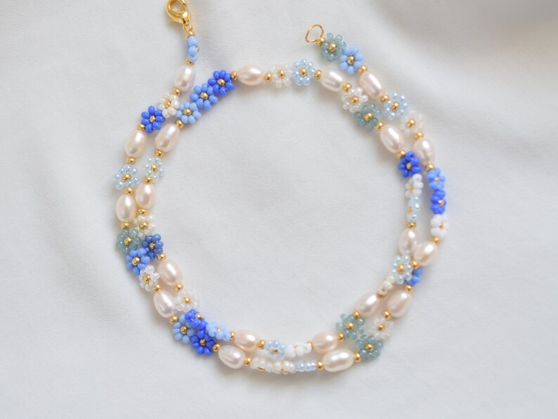 Collier de perles bleu, collier de perles d'eau douce, collier ras de cou, guirlande de guirlandes, collier de fleurs pour demoiselle d'honneur, cadeau d'anniversaire pour petite amie image 1