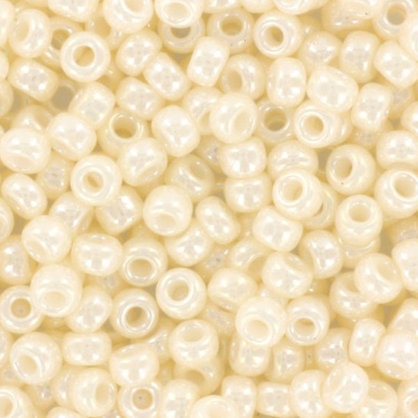 10g Miyuki seed beads 8/0, ceylon antique ivory 592, japanese beads, cream beads, size 3mm, off white seed beads, Cream Miyuki