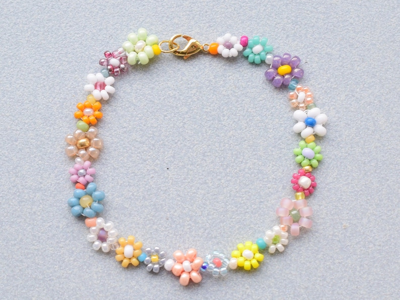 Colorful beaded bracelet, flower girl bracelet, flower jewelry, daisy bracelet, birthday gift for best friend, gift for teenager niece image 6