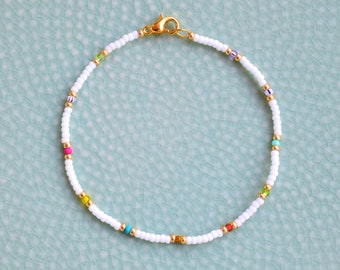 White bead bracelet, thin bracelet dainty, simple bracelet mixed beads, birthday gift for best friend, friendship bracelet, small gifts