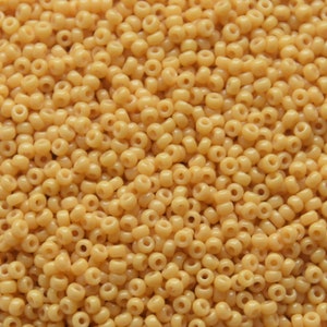 Perline Miyuki da 10 g, 11/0, Duracoat opaco giallo banana 4452, perline giapponesi di alta qualità, rocailles blu, misura 11,2 mm