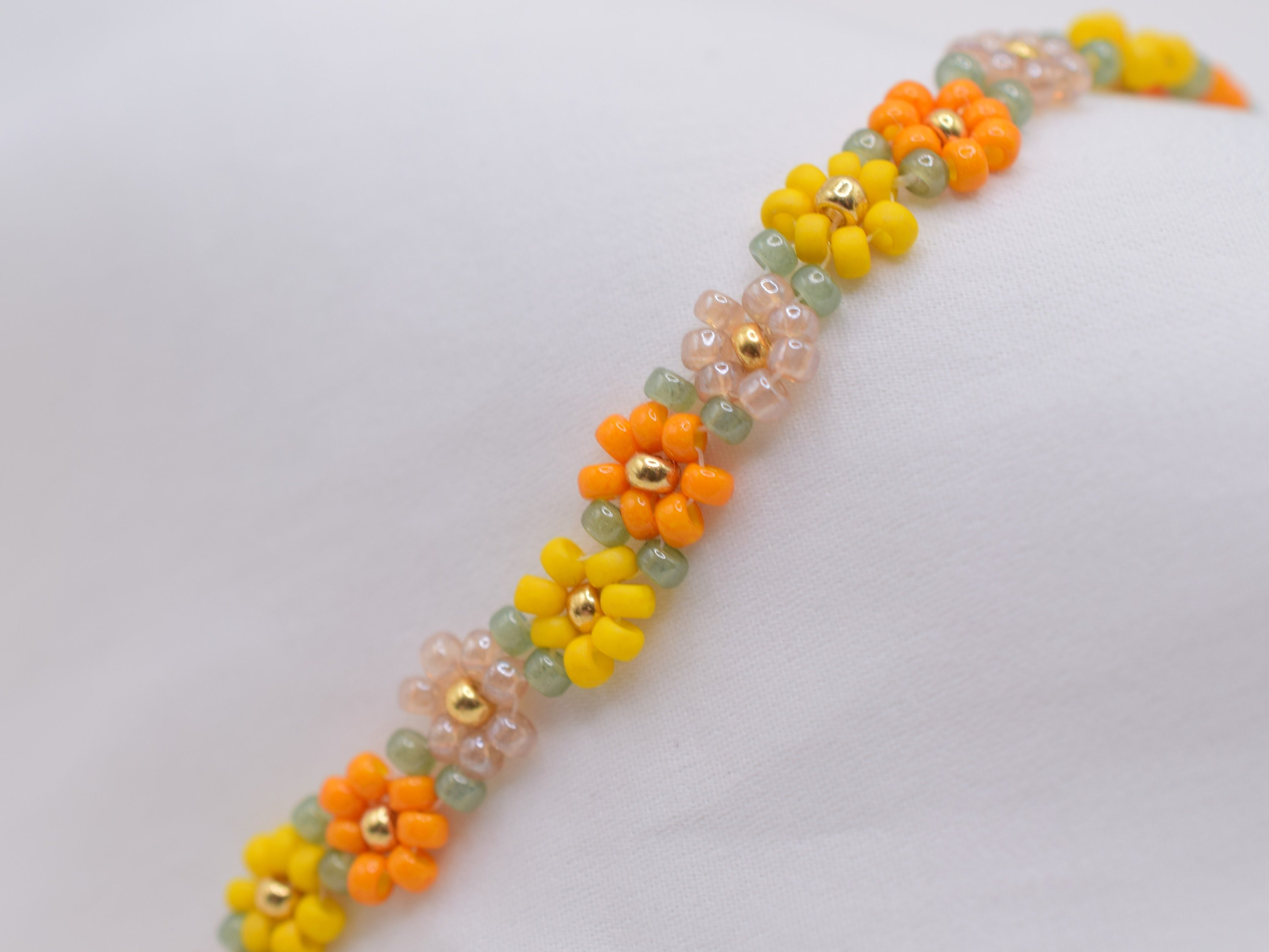 Orange Blossom Florida State Flower Bracelet - Mothers day gifts - State  Jewelry for Women - Handmade Glass Beaded Bracelet