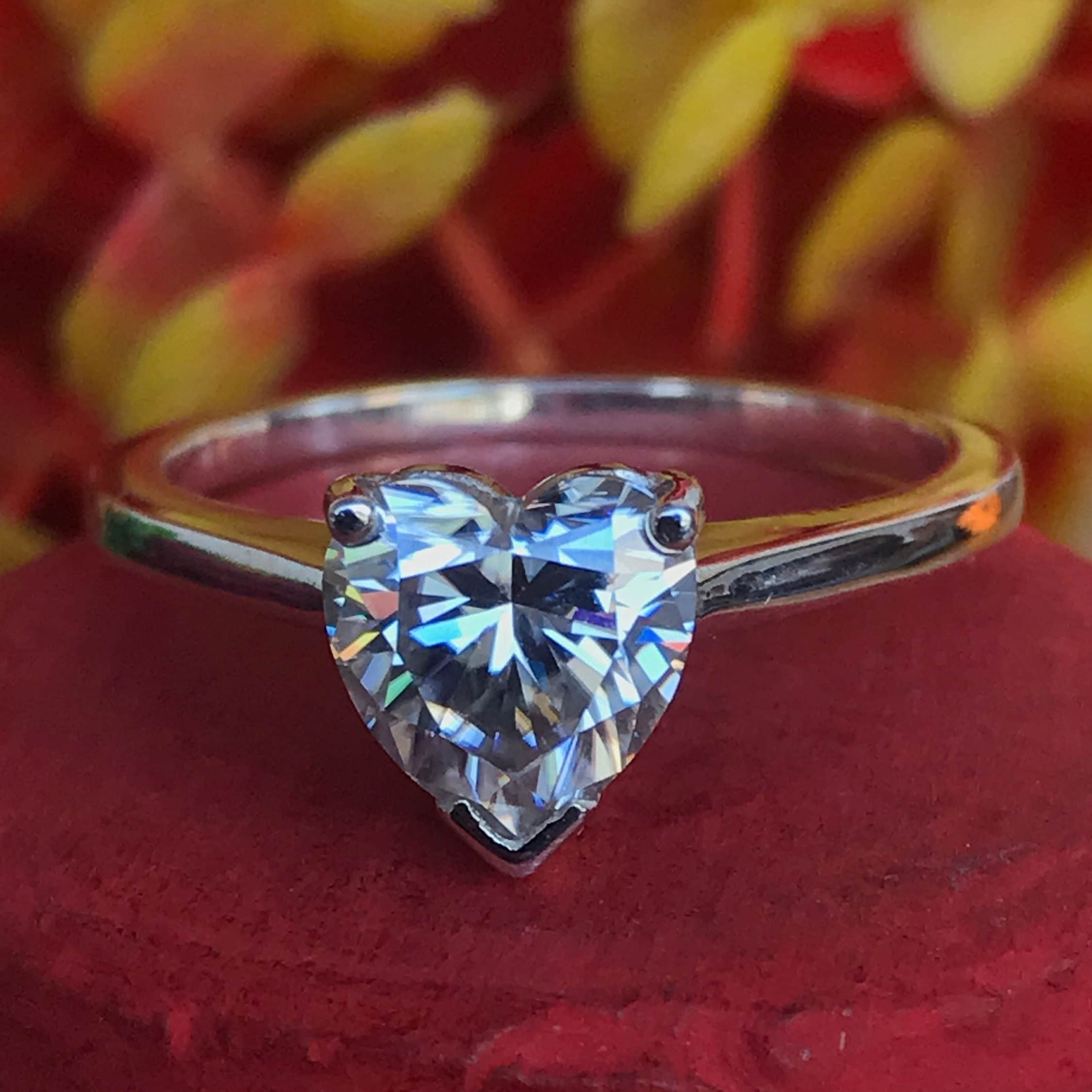 Avril Lavigne Wedding Ring Price