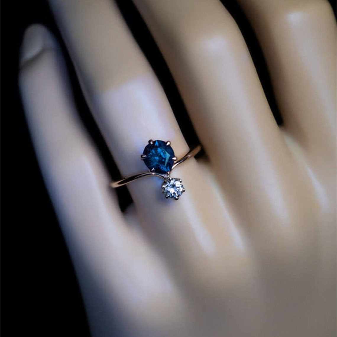 Blue Stone Gold Ring Round Diamond Diamond Ring Engagement - Etsy