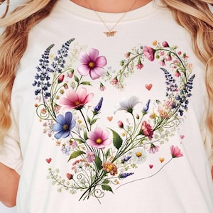 Comfort Colors®Flower Shirt Aesthetic, Floral Graphic Tee, Floral Shirt, Flower Tshirt,Wild Flower Shirt,Wildflower Tshirt,Gift for Gardener