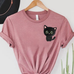 Cat Shirt, Cute Cat Shirt, Cat Lover Shirt, Pocket Cat T shirt, Cat Mom Tee, Cute Kitty in Pocket Tee, Gift for Cats Lover, Cat Mom Shirt