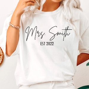 Custom Mrs Shirt, Mrs Last Name Shirt, Bride Personalized Shirt, Personalized Mrs Shirt, Wifey Shirt, Bride Shirt,Mrs Custom, Future Mrs Tee